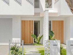 contemporary-pivot-door-entries-117