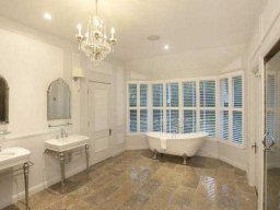 plantation-shutters-93